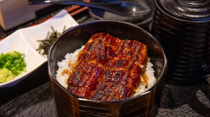 ホテルホカでルームオーダーできる、本場・名古屋のひつまぶし